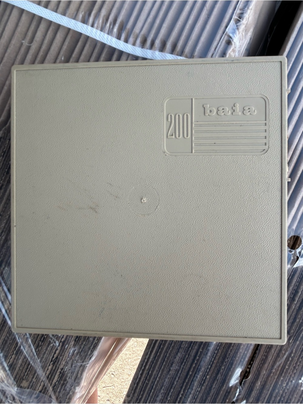 Baia 200 Vintage Plastic Storage Box - Light Gray